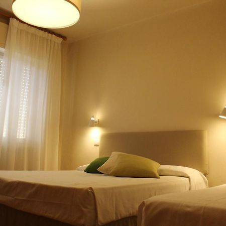 Hotel Ristorante Il Gabbiano Чечина Екстериор снимка